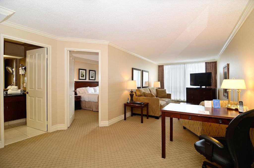 Best Western Plus Ottawa Downtown Suites Δωμάτιο φωτογραφία